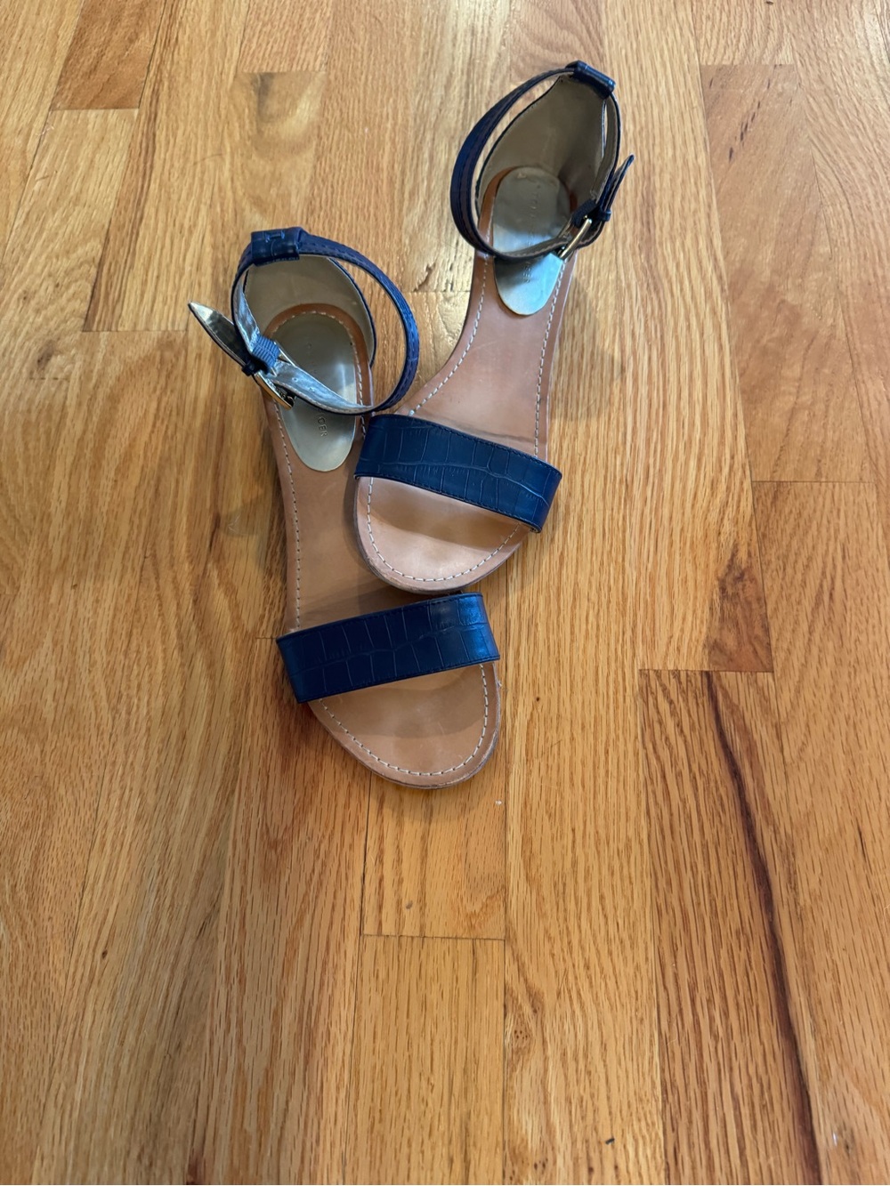 Tommy Hilfiger Navy Leather Ankle-Strap Flat Sandals size 7
